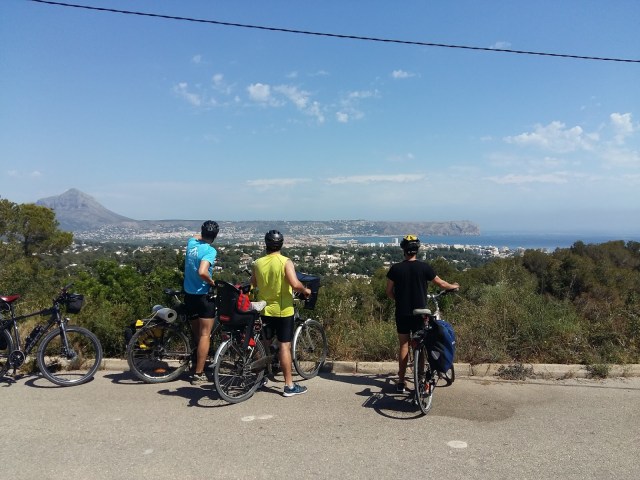 Alicante Bicycle Touring