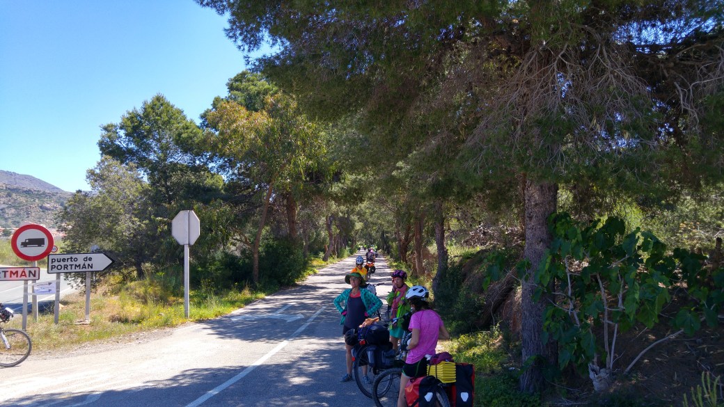 Foto 2 entrada a Portman.jpg