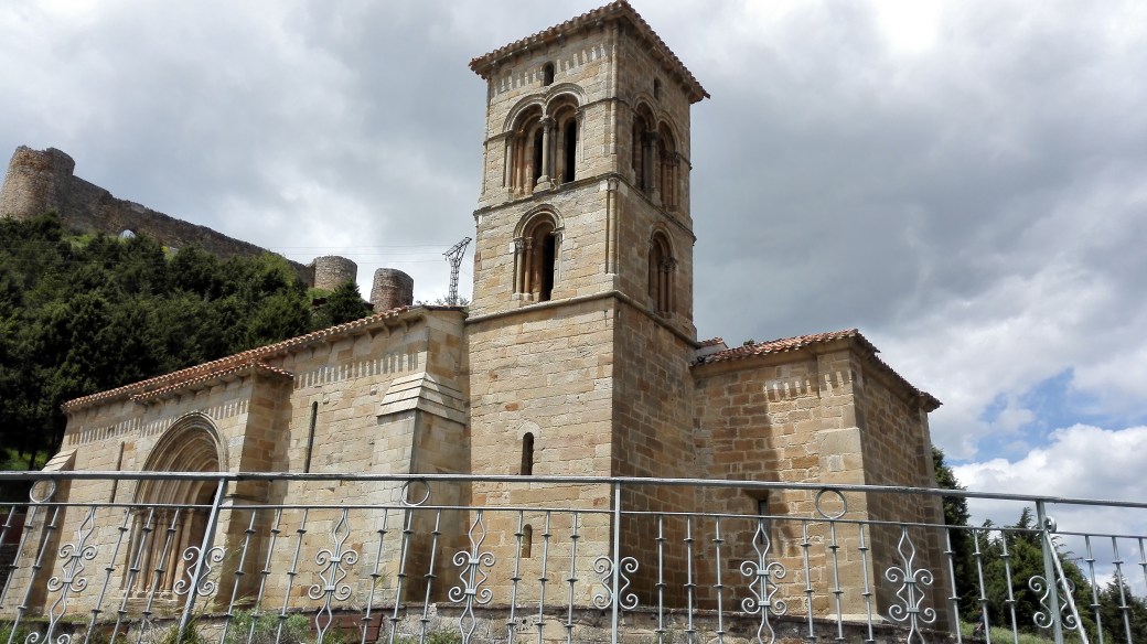 Iglesia Románica en Aguilar de Campoo