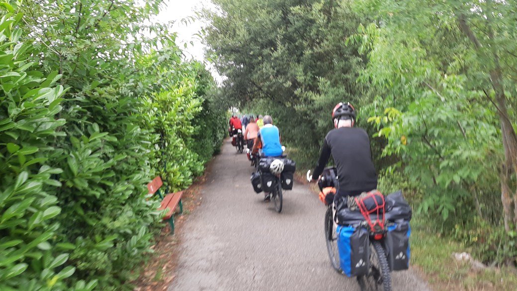 Foto 2 alrededores Pamplona